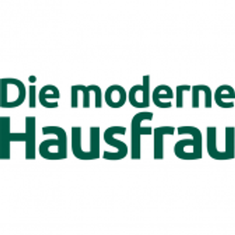 Die moderne Hausfrau AT